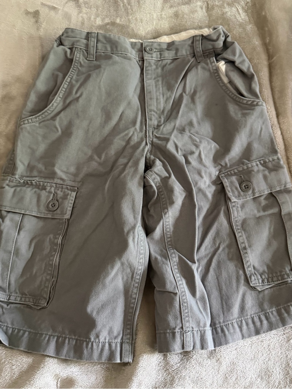 (B)Old Navy Boys Gray Cargo Shorts